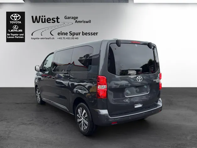Toyota PROACE Verso L1 2.2 D Trend