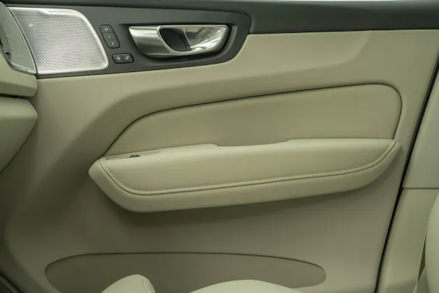 Volvo XC60 2.0 T8 TE XCLUSIVE Ultra Dark eAWD