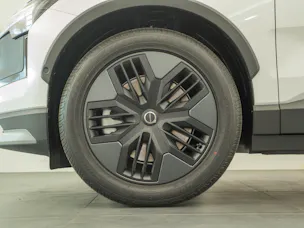 Volvo EX30 CC E60 Twin Performance AWD