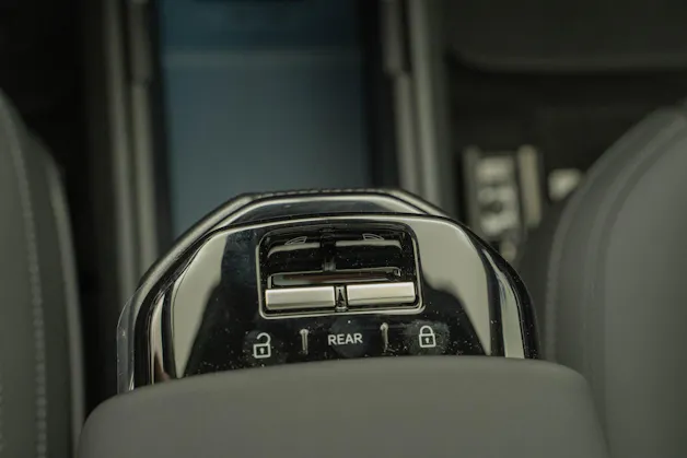 Volvo EX30 CC E60 Twin Performance AWD