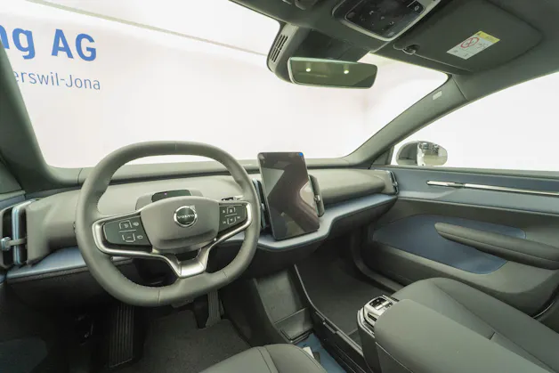 Volvo EX30 CC E60 Twin Performance AWD