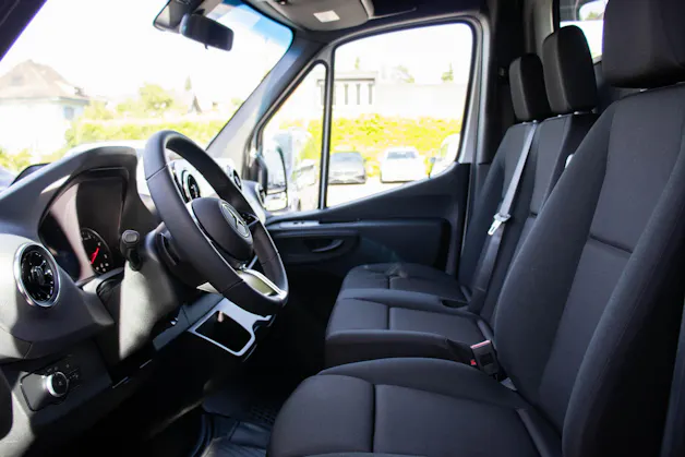 Mercedes-Benz Sprinter 317 CDI Kasten PRO Hochdach Standard