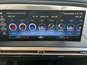 BMW iX xDrive50 (CH)