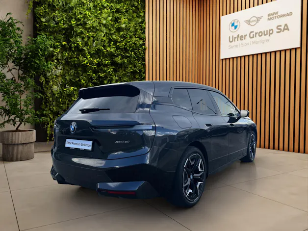 BMW iX xDrive50 (CH)