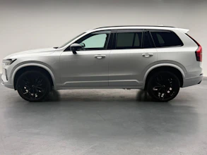 https://vehicle.imgix.net/4344834/986f88dc-1c7d-4ff0-98a0-57964e69390d.jpeg
