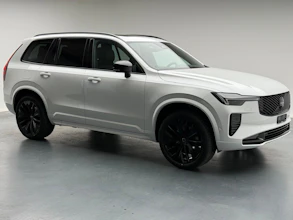 https://vehicle.imgix.net/4344834/c1ba7689-ba1b-4dd0-b85e-0ae7e94eed4a.jpeg