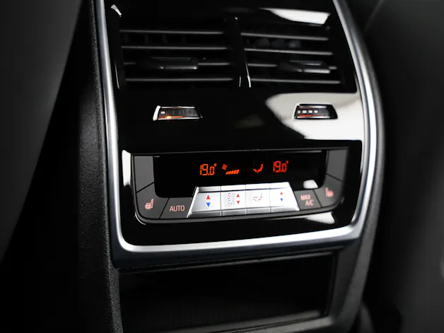 BMW XM Label Plug-in Hybrid