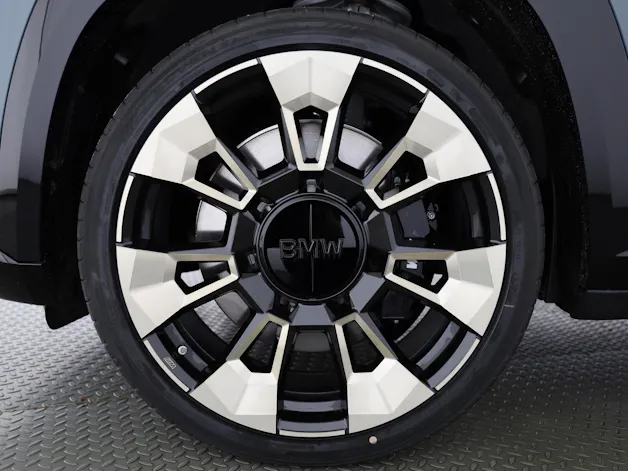 BMW XM Label Plug-in Hybrid