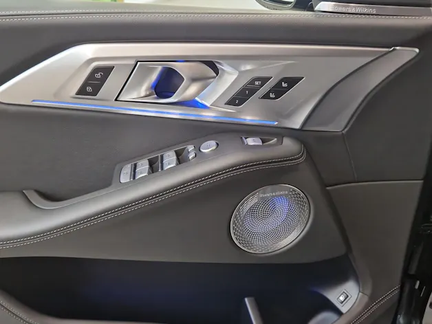 BMW XM 50e Plug-in Hybrid