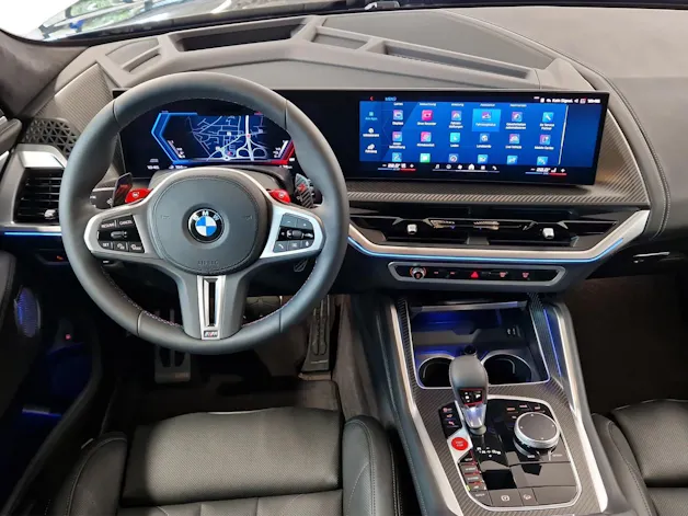 BMW XM 50e Plug-in Hybrid