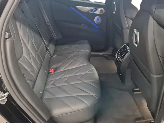 BMW XM 50e Plug-in Hybrid