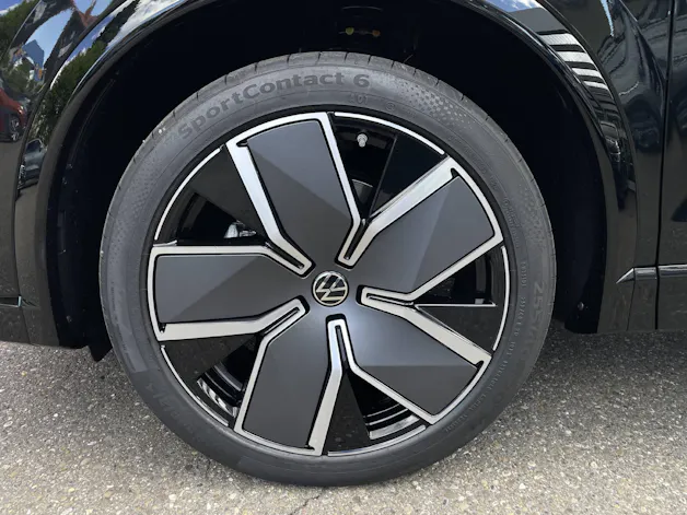 VW Tiguan 2.0 TSI R-Line Plus DSG 4motion