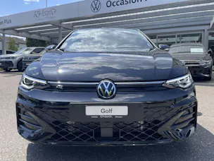 VW Golf VIII 2.0 TSI R-Line DSG 4motion