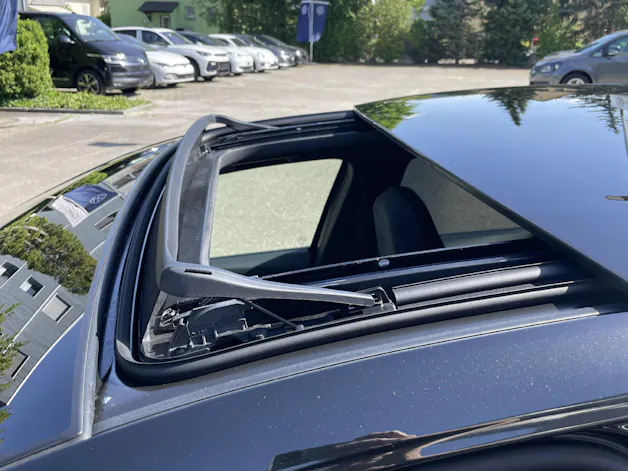 VW Golf VIII 2.0 TSI R-Line DSG 4motion