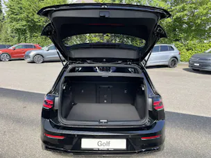 VW Golf VIII 2.0 TSI R-Line DSG 4motion