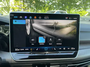 VW Golf VIII 2.0 TSI R-Line DSG 4motion