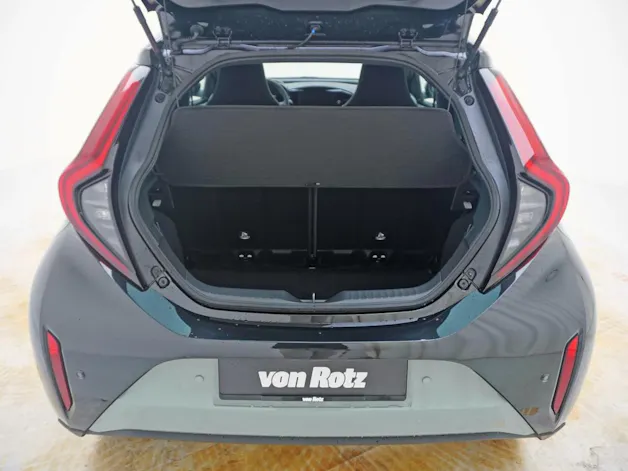 Toyota Aygo X 1.5 VVT-i HSD Trend
