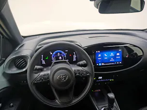Toyota Aygo X 1.5 VVT-i HSD Trend