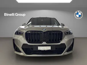 BMW X1 30e xDrive paddles