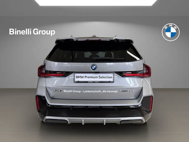 BMW X1 30e xDrive paddles