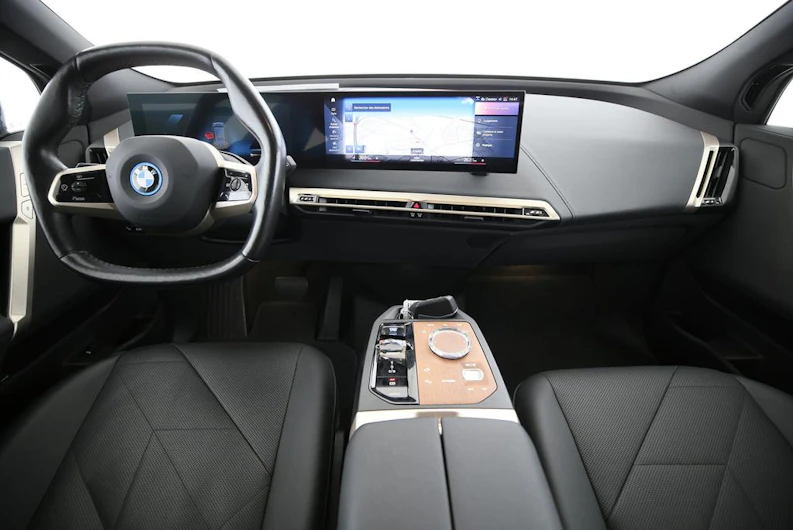 image du véhicule BMW iX