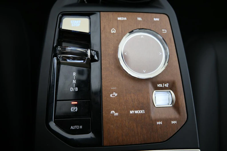 image du véhicule BMW iX