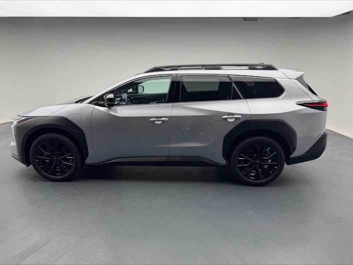 Fahrzeugbild TOYOTA BZ4X