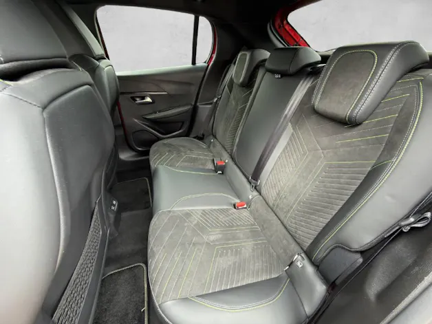 Peugeot 208 1.2 Hybrid 145 GT