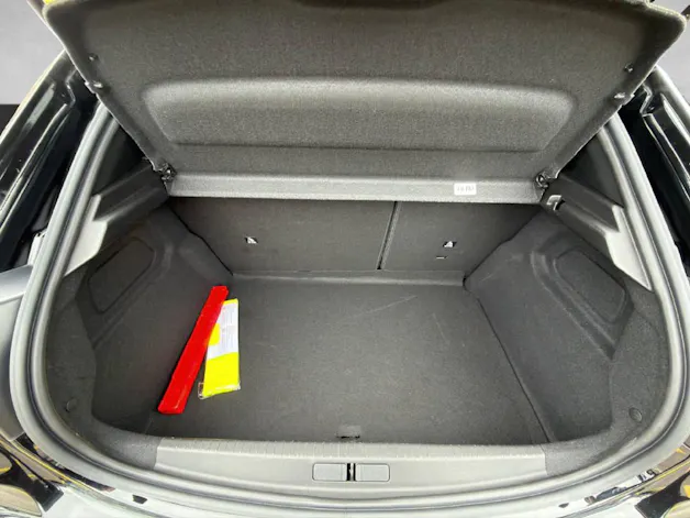 Peugeot 208 1.2 Hybrid 145 GT