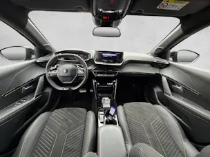 Peugeot 208 1.2 Hybrid 145 GT