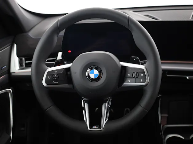 BMW X1 23i xDrive paddles