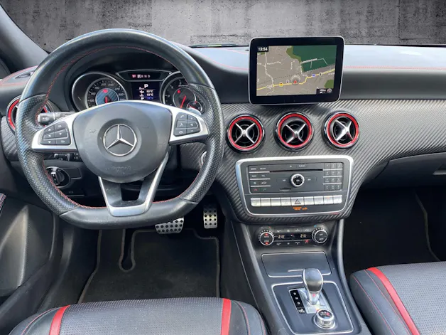 Mercedes-Benz A 45 AMG 4m