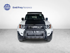 https://vehicle.imgix.net/4345086/9d6d6ea5-00f5-4645-8e30-7c844e1d674a.jpg