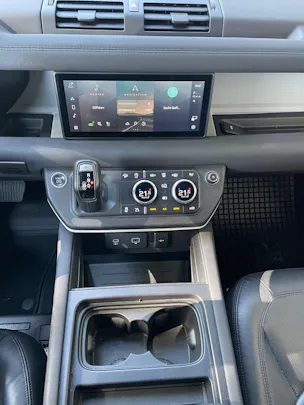 Land Rover Defender 90 3.0 D I6 S