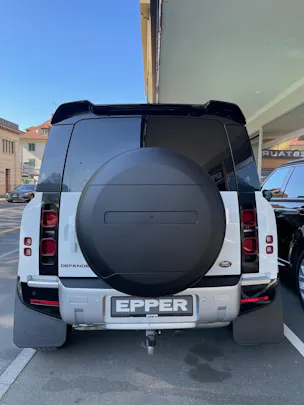 Land Rover Defender 90 3.0 D I6 S