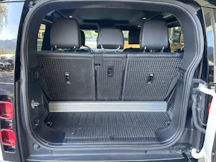 Land Rover Defender 90 3.0 D I6 S