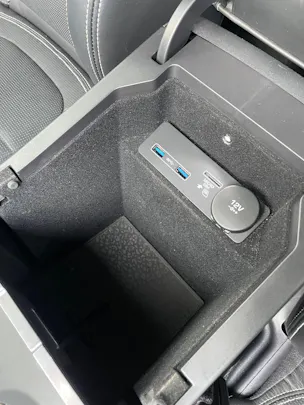 Jaguar E-Pace 2.0 T 300 R-Dynamic HSE AWD