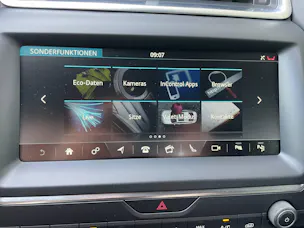 Jaguar E-Pace 2.0 T 300 R-Dynamic HSE AWD