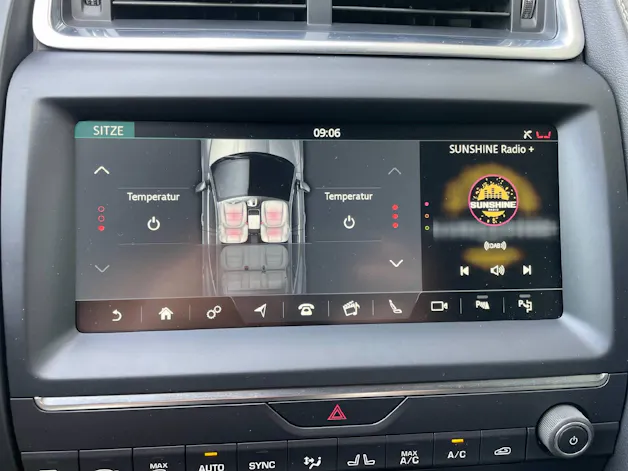 Jaguar E-Pace 2.0 T 300 R-Dynamic HSE AWD