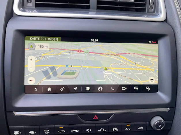 Jaguar E-Pace 2.0 T 300 R-Dynamic HSE AWD