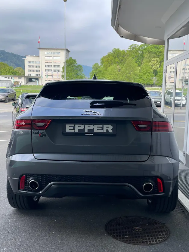 Jaguar E-Pace 2.0 T 300 R-Dynamic HSE AWD