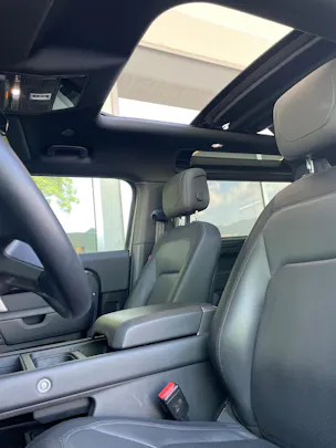 Land Rover Defender 90 3.0 D I6 250 SE