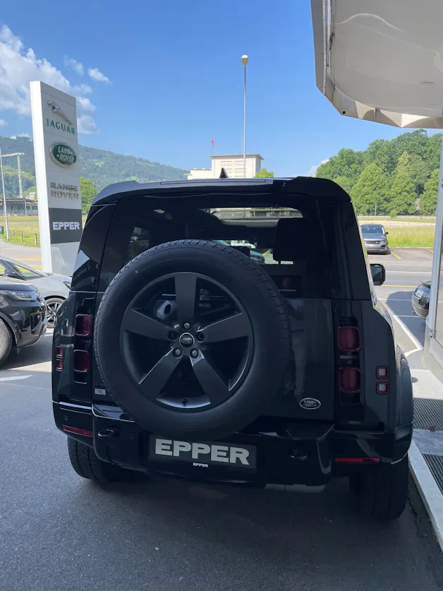 Land Rover Defender 90 3.0 D I6 250 SE