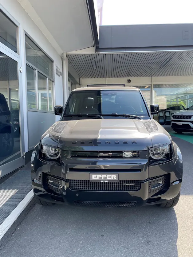 Land Rover Defender 90 3.0 D I6 250 SE