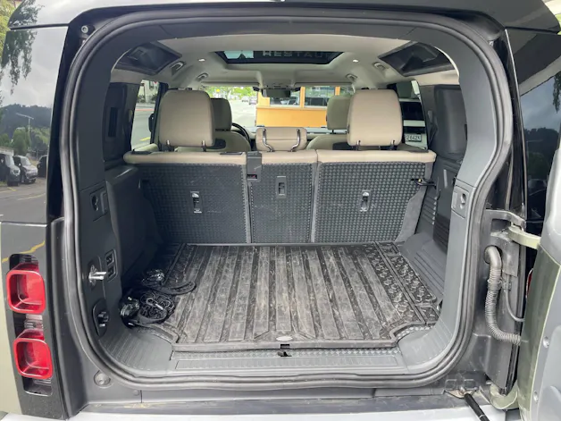 Land Rover Defender 110 2.0 SD4 240 First Edition