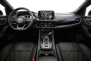 NISSAN Qashqai 1.3 DIG-T Tekna 4x4