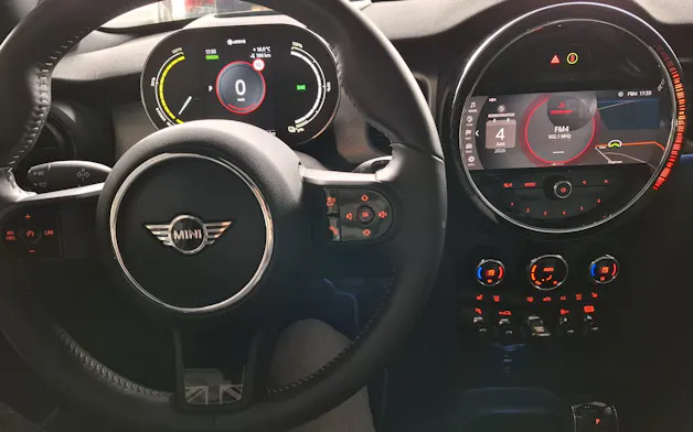 Mini F56 Cooper SE