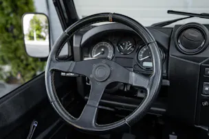 Land Rover Defender 90 2.4 Tdi ST
