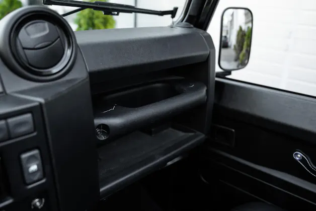 Land Rover Defender 90 2.4 Tdi ST