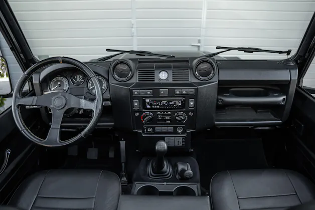 Land Rover Defender 90 2.4 Tdi ST